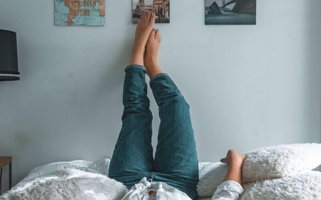How to Get an Insta-Worthy Dorm Room on a Budget